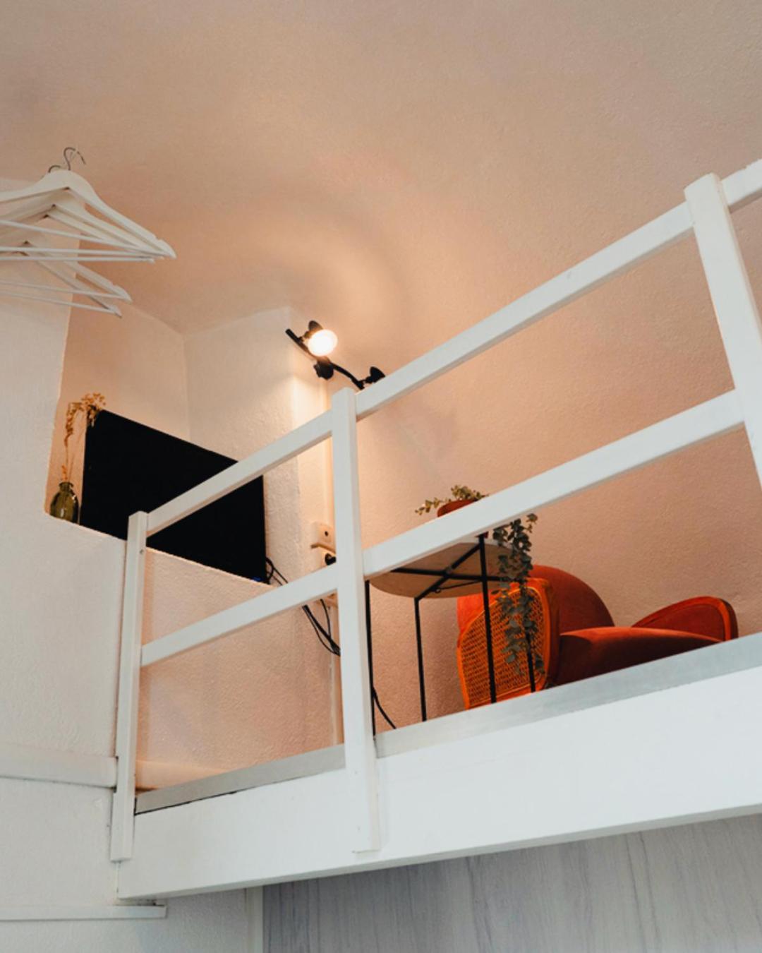En Rez-de-chaussee Apartment *